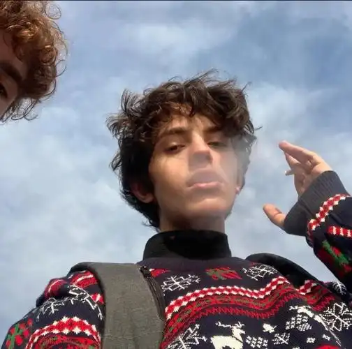 6686体育官网铜牌作者Carter