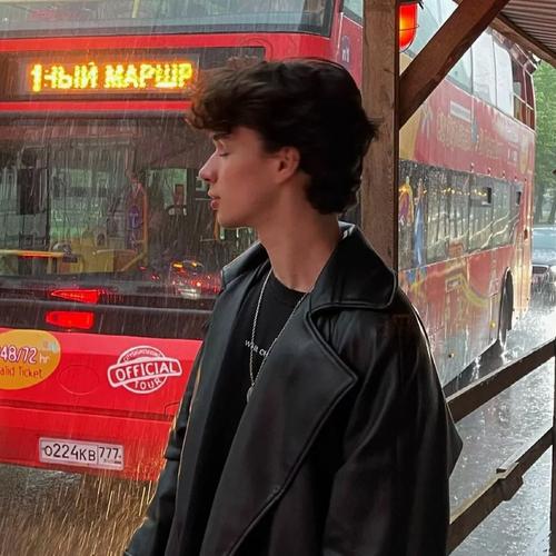 6686体育官网铁牌作者Gareth