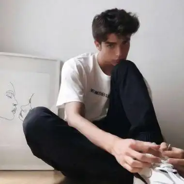 6686体育官网海外作者Yvonne