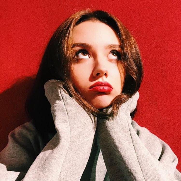 6686体育官网钻石作者Yvonne