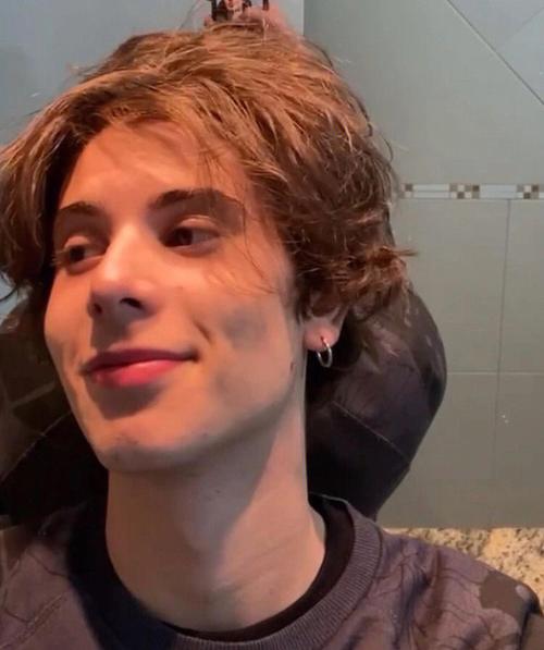 6686体育官网特邀作者听闻余生