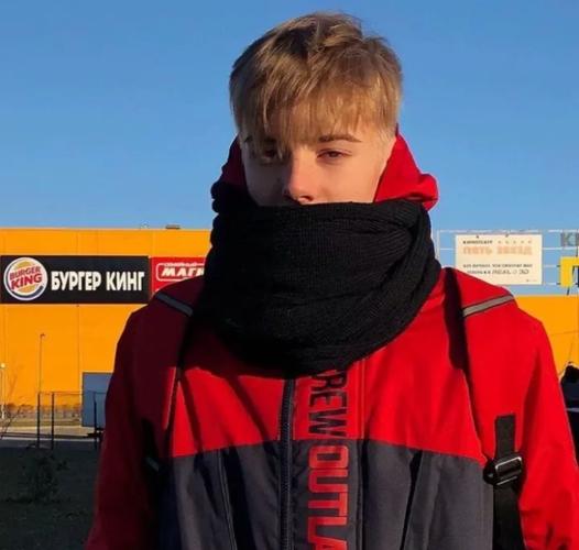 6686体育官网首席作者冷月轻吟