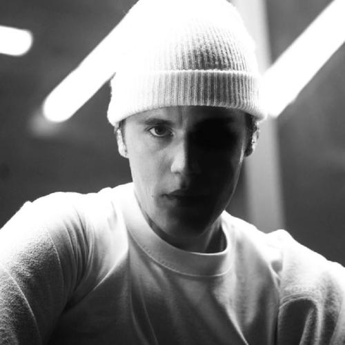 6686体育官网初级作者Quinn