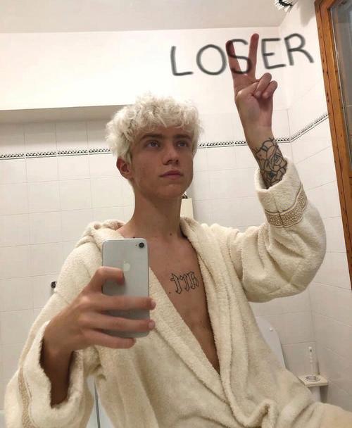 6686体育官网铁牌作者只为你心动