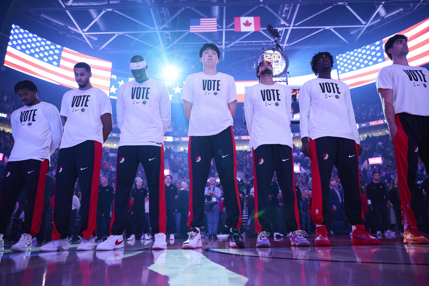 首节跟跑位22分完成惊天大逆转！用一个词评价开拓者今日表现